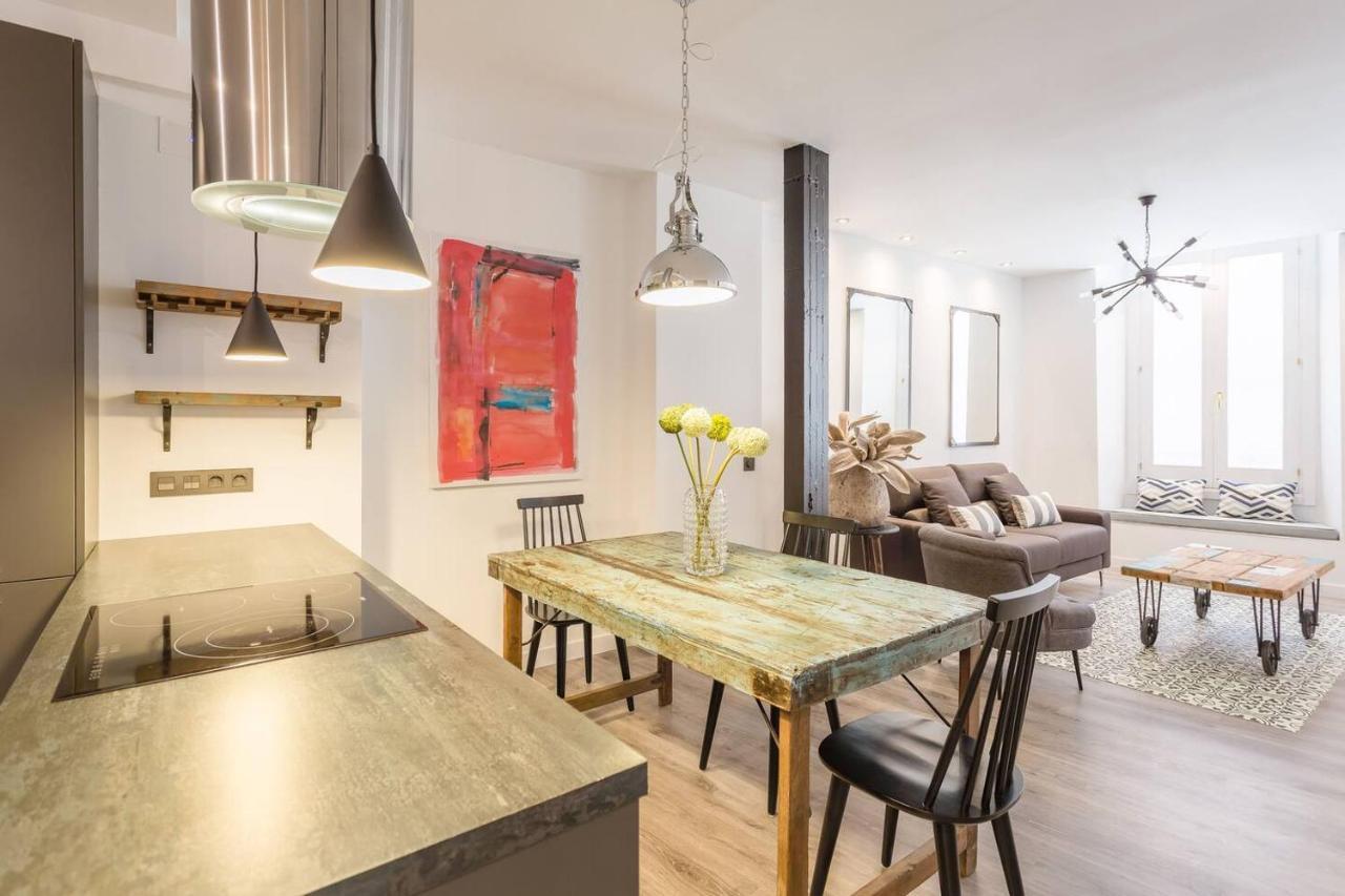 Large And Vanguardist- 2Bd 2Bth- Las Letras Madrid Esterno foto